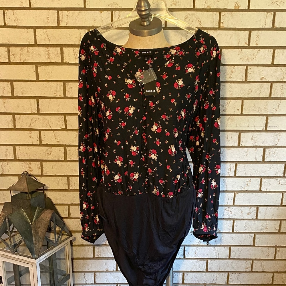 Torrid Black Bodysuit with Red and Cream Floral Design